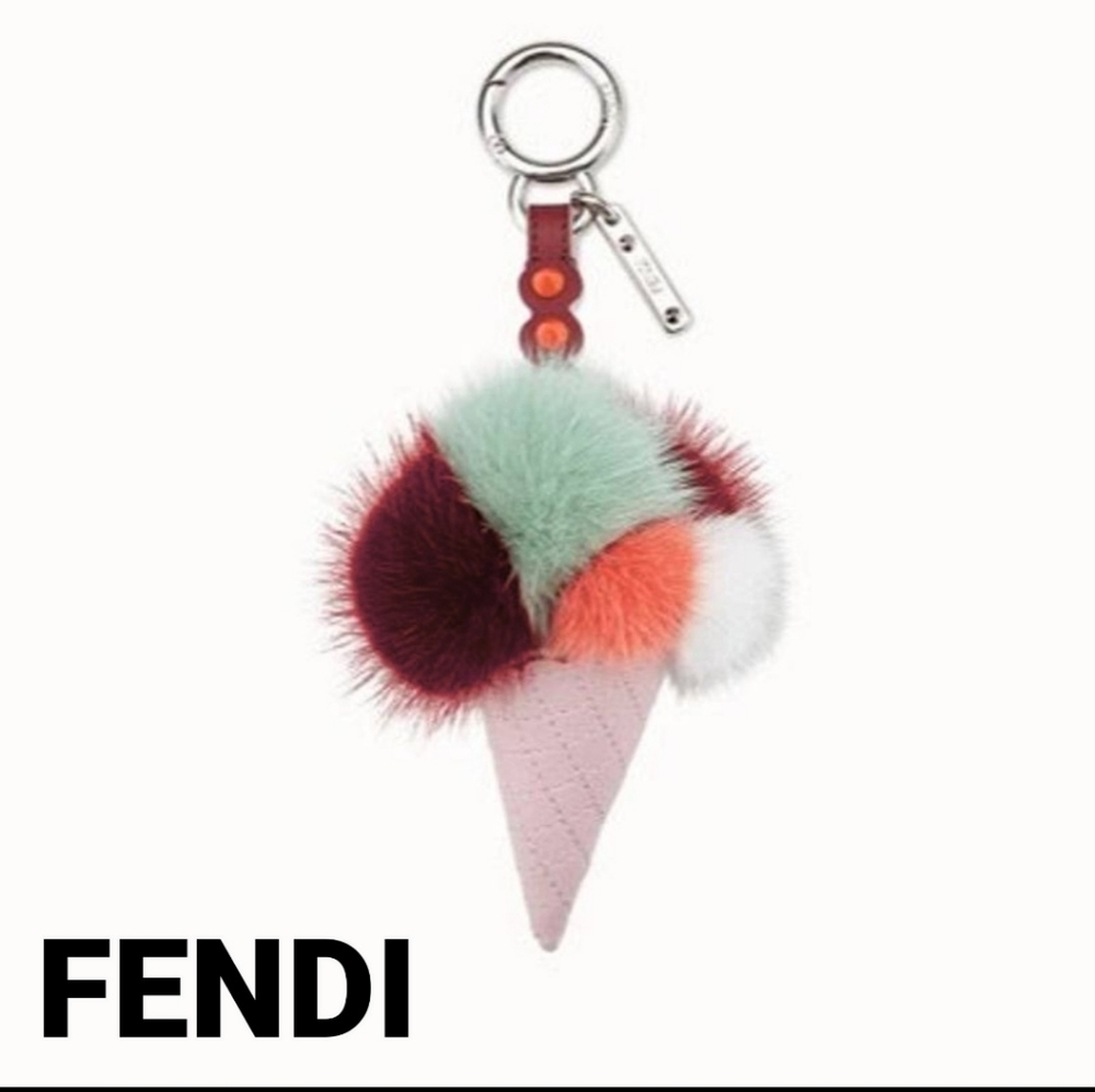 ❤❤ FENDI ICE CREAM KEY CHARM KEYCHAIN